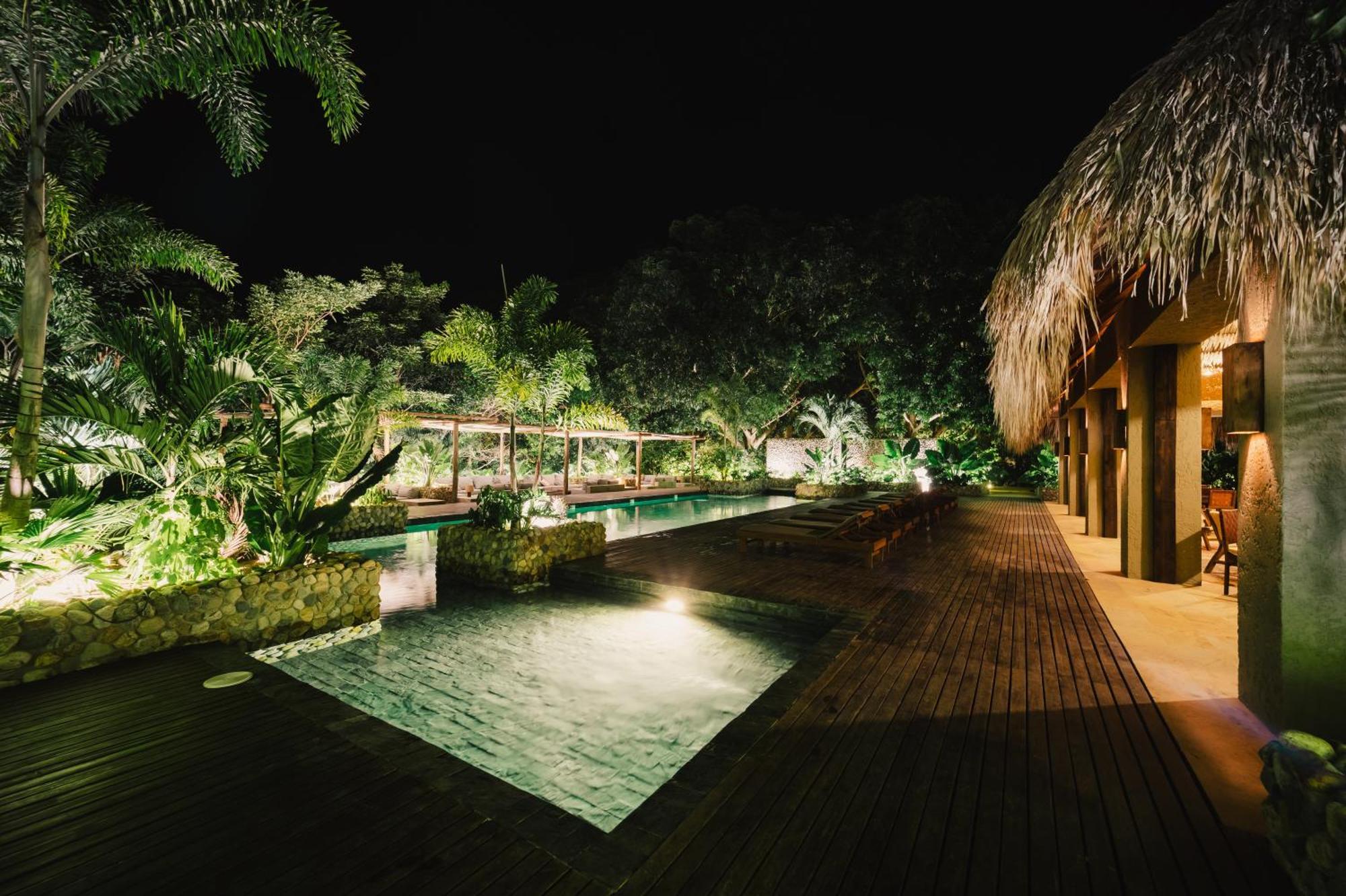 Naio Hotel Y Villas Palomino Exterior photo